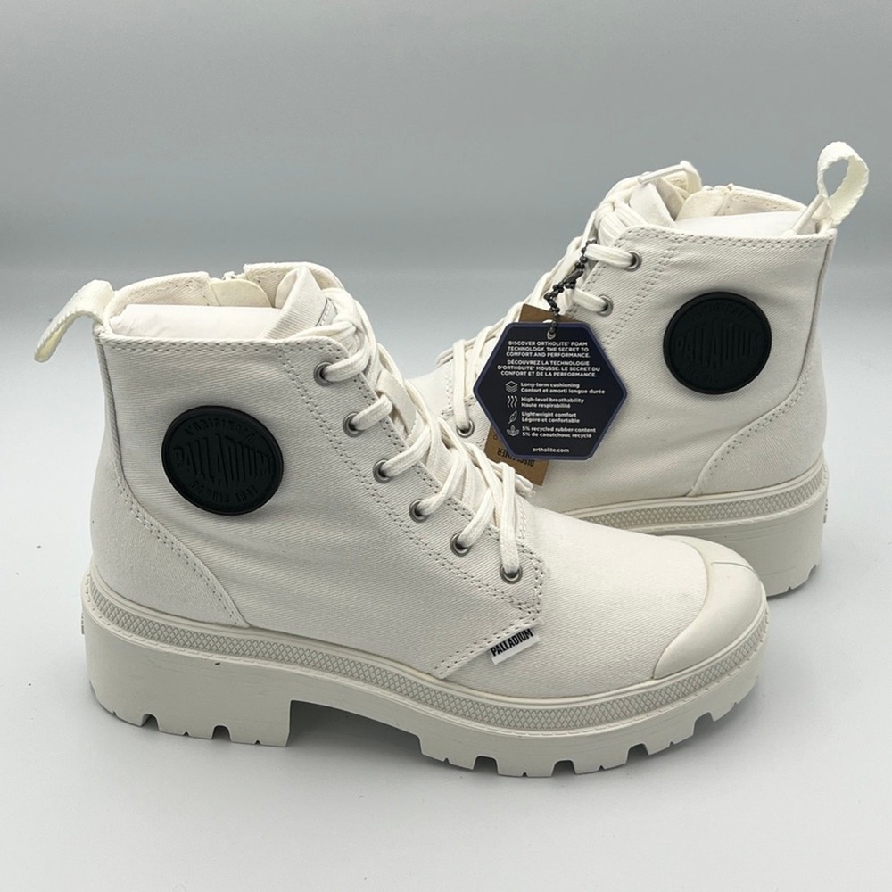 New In Box Palladium Pallabase Twill Women's Boots in Star White Size 8.5